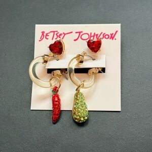 New Betsey Johnson earrings 
Avocado & Chili Pepper Charm Huggie Earring Set